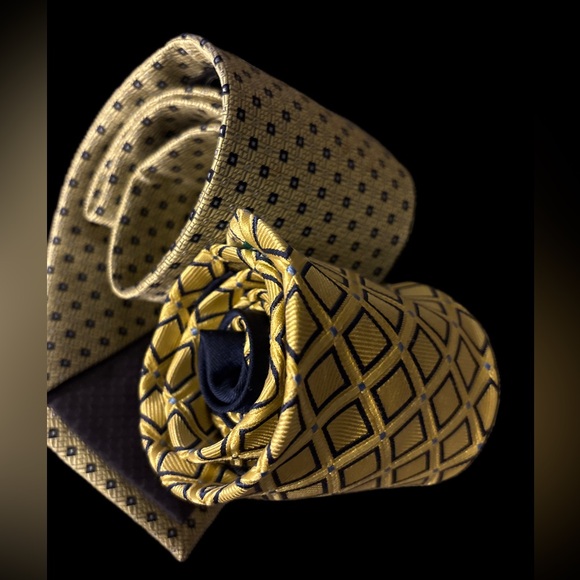 Bruno Piatelli & Hilfiger Silk Geometric Gold Men's Ties Combo - Picture 3 of 8